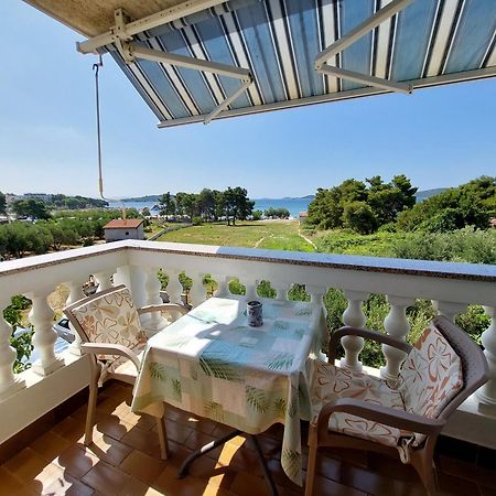 Apartmani Rahela Vodice Luaran gambar