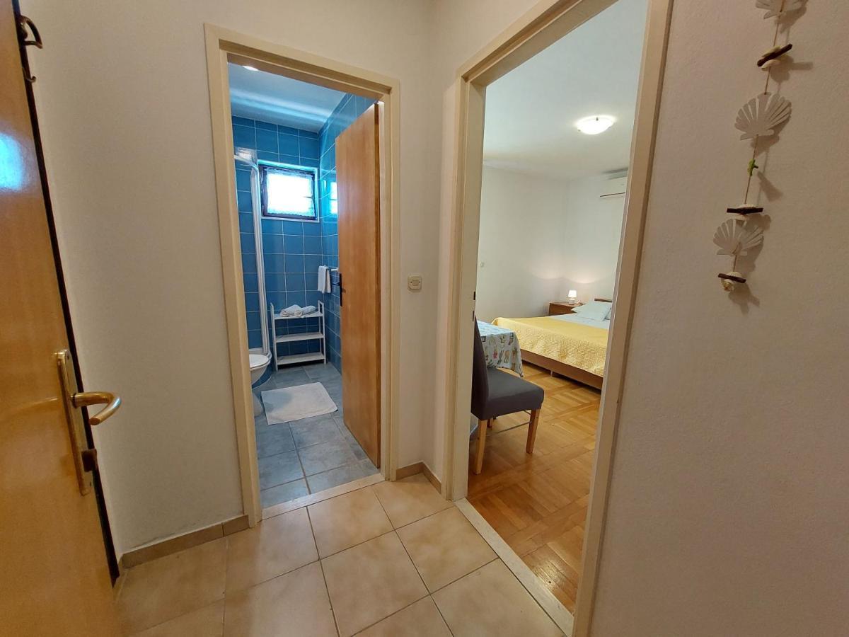 Apartmani Rahela Vodice Luaran gambar